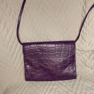 SALE!! Vintage Partners by Mervyns purple alligator tex envelope purse crossbody